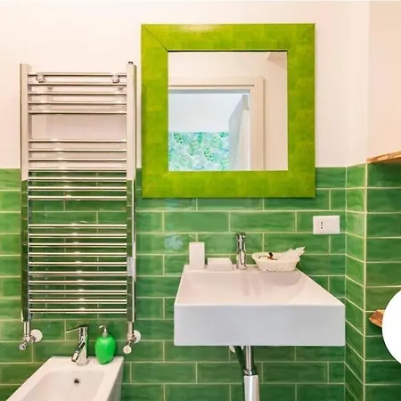 فندق مبيت وإفطار Donna Lucia 4*