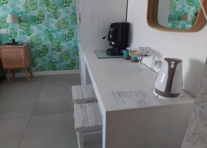 Donna Lucia 4* Neapel